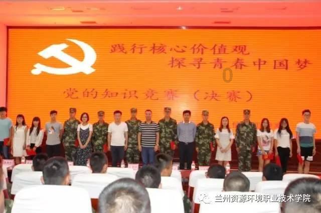 叔叔对侄子很好，而且叔叔比爷爷奶奶、外公外婆好10倍还不止。这样的叔叔是有没有的？游戏画面