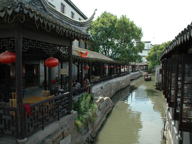 海南州公安机关 海南州应急管理部门依法严厉打击烟花爆竹违法犯罪线索举报的通告